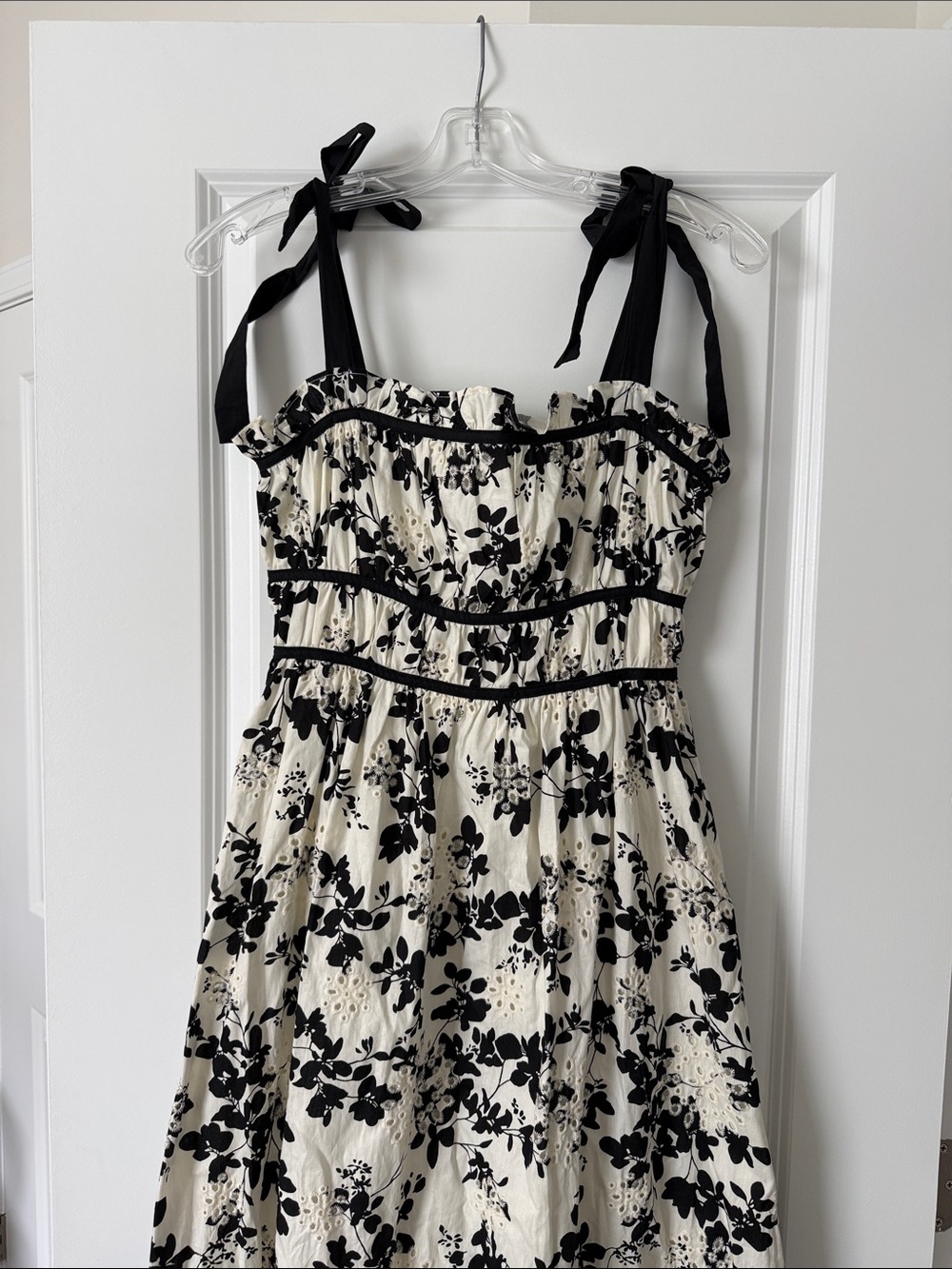 En Saison Black and White Floral Tie-Shoulder Sundress